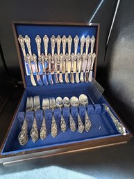 Lunt Sterling Silver Eloquence Flatware Set 28519 - 77 Piece Lot