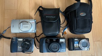 Digital And Film Camera Lot- 4 Cameras 2 Cases