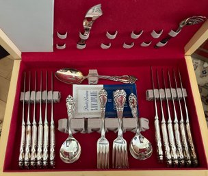 Reed & Barton Silver Plate Flatware - 38 Piece Set