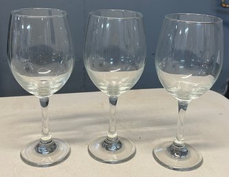 Stemmed Wine Glasses - 3 Pieces