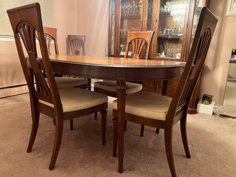 Solid Wood Classical Dining Room Table With 6 Chairs & 1 Leaf