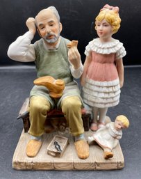 Norman Rockwell 'the Shoe Maker' 1981 Annual Figurine