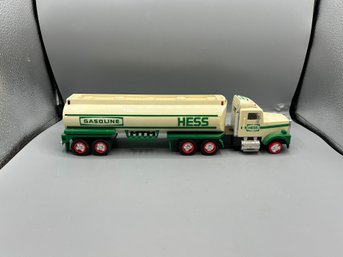 1990 Hess Gasoline Tanker Truck