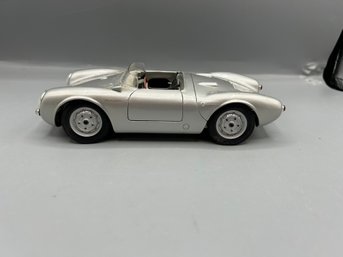 Maisto Porsche 550a Spyder Model Car