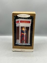 Hallmark Ornament Superman Telephone Booth 1995 Light Motion Holiday Ornament