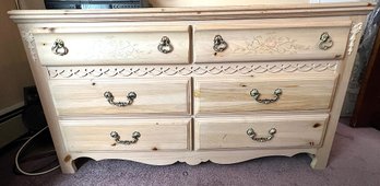 Solid Wood Hand Painted 6 Drawer Dresser