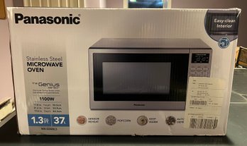 Panasonic Microwave Oven 1100W 1.3 CU. FT 37 L New In Box