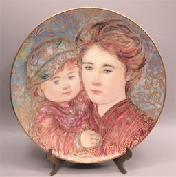 Edna Hibel 'jacqueline & Renee' #4719, Plate With Stand