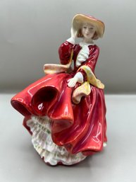 Royal Doulton Top Of The Hill Hand Made Porcelain Figurine #hN 1834