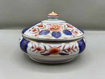 Chinoiserie Hand Painted Japanese Lidded Bowl