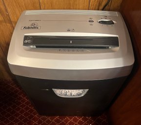 Fellowes Shredder DM12C