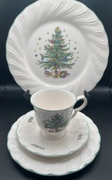 Nikko Japan Happy Holidays Christmas China Set Service For 16 - 64 Pieces Total