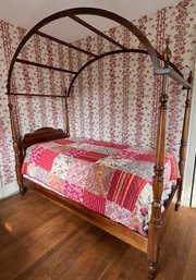 Arched Wood Canopy Bed