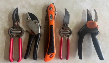 Assorted Lot Of Small Garden Tools- 5 Pieces