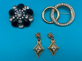 Costume Brooches & Earrings - 4 Pieces