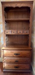 Young Hinkle Furniture Wood Hutch