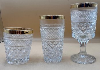 Anchor Hocking Wexford Gold Set Old Fashioned , Flat Tumbler And Claret Wine Glasses Lot Of 36