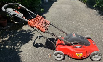 Black & Decker Lawn Hog 18' Electric Mulching Mower With Bag Model #: MM675