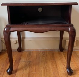 Bombay Co Queen Anne Styled TV Console Table