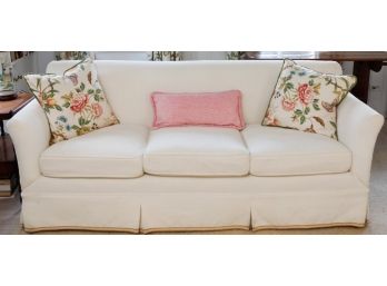 Comfortable Sofa W/ Throw Pillows - 32Hx74Lx32W (028)