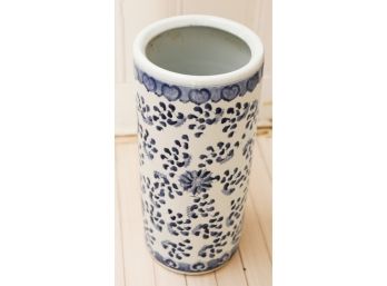 Vtg Porcelain Umbrella Stand Floor Vase Landscape Blue White Antique Design H18' X W9'(079)