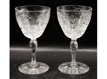 2 Stunning VTG Glass Wine Goblets (150)