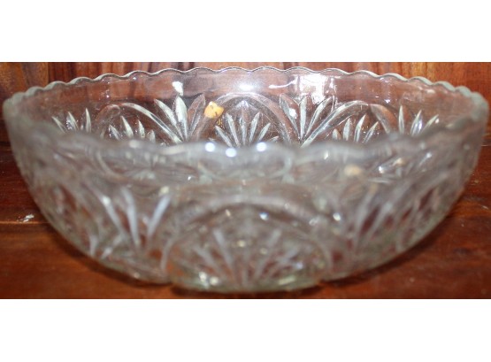 Vintage Anchor Hocking Medallion Crystal Clear Glass Serving Bowl Star Cameo 8