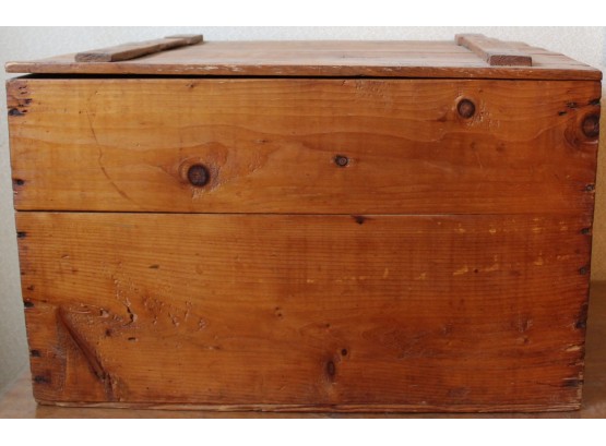Wood Storage Crate With Hinged Lid