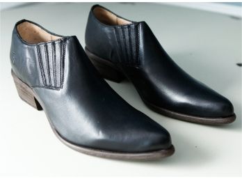 FRYE Woman's Shoe - Black - Size 9 (2101)