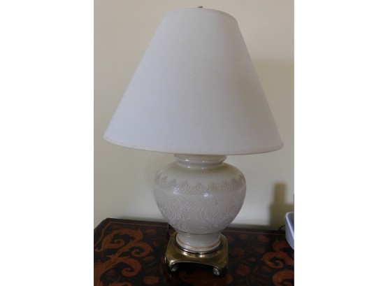 Lovely Glass Table Lamp With Inlay Pattern