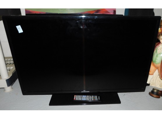 Samsung 32IN TV
