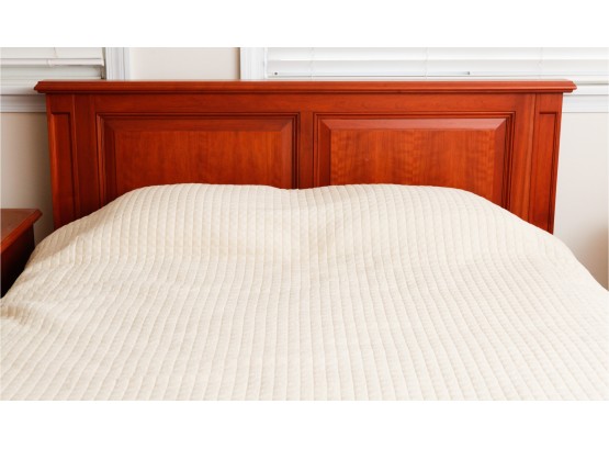 Beautiful Solid Wood Headboard - Full Size Bed - H44.5 X L67 X W80