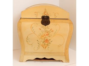 Charming Venetian Wooden Decorative Chest - Hand Painted - H15.5 X L15 X W10