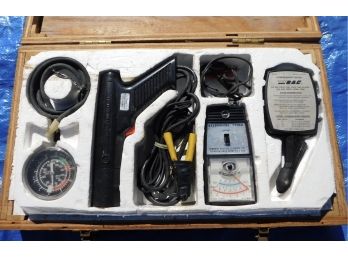 Compression Tester Kit With Wood Carry Case