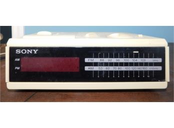 Retro Sony Dream Machine AM/FM Digital Clock Radio Model ICF-C2W