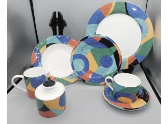 Casual Victoria & Beale Porcelain Dinner Set Style 9019
