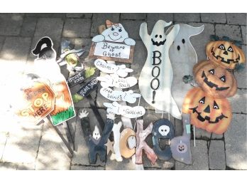 Assorted Halloween/Fall Lawn Signs