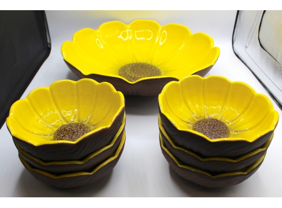 Sunflower Pottery Bowl Set