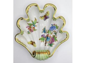 Herend Porcelain Queen Victoria Shell Dish