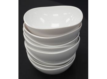 WOVO Set Of 8 White Plastic Cereal/salad Bowls