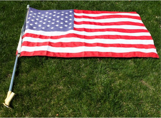 American Flag W/ Flag Pole And Mount - 3' X 5' - 100 Polyester (G)