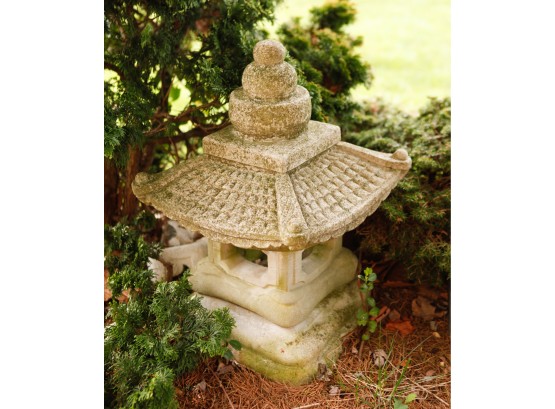 Pair Of Stone Pagoda Outdoor  - H25 X L15 X W15 (OS)
