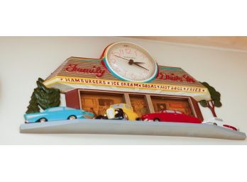 Charming - Family Drive In Clock - New Haven - #2899 - Burwood Products Company (K)