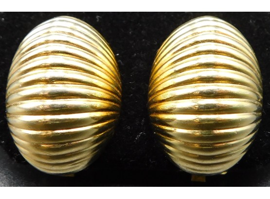 Gold Tone Ribbed Clip On Earrings