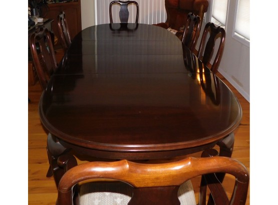 Lovely Ethan Allen Mahogany Dining Table