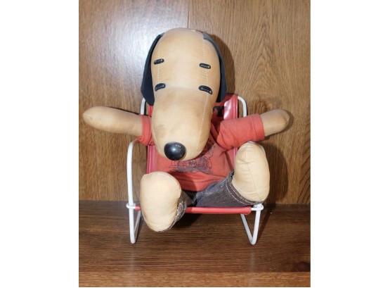 Vintage 1958 Snoopy Plush Doll With Red Snoopy Chair