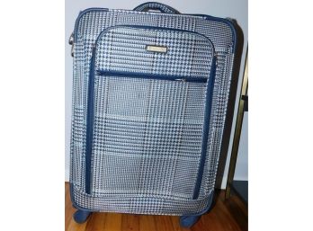 London Fog Wheeled Luggage - Plaid Pattern