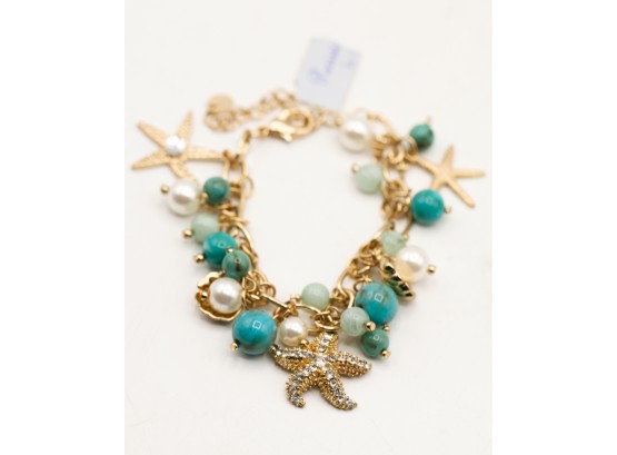 Beautiful Starfish Necklace - Costume Jewelry