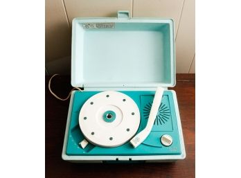 Vintage General Electric Portable Record Player - Model# RP3010A - Solid State