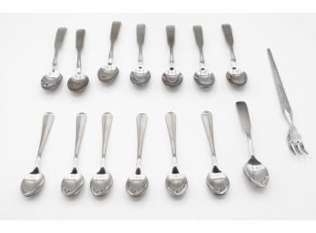 Lot Of 14 'land Scape' Stainless Steel - Japanese - Spoons